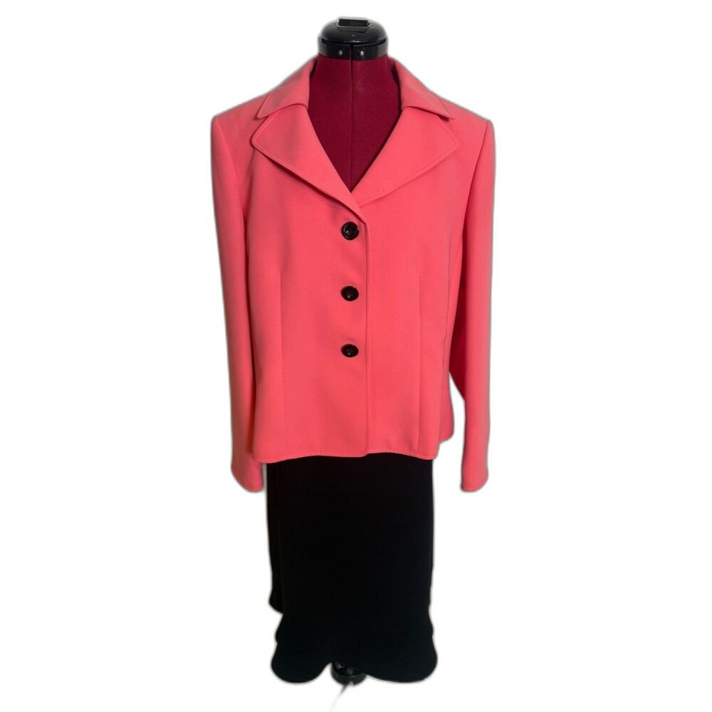 Jones Wear Skirt Suit Size 16P Coral & Black 2-Piece Set Blazer & Skirt